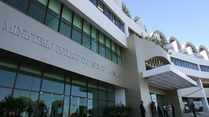 Homem é preso após espancar, estuprar e matar enteada de quatro anos em Camaçari