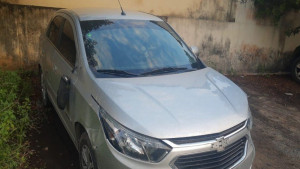 Dois suspeitos de roubar clientes em restaurantes de Lauro de Freitas são presos