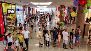 Charanga da Bamuca anima lavagem cultural no Boulevard Shopping Camaçari