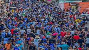 Flávio Matos e Elinaldo participam de arrastão com O Kannalha
