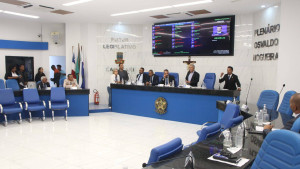 Câmara recebe projeto que quer criar Programa Municipal Universidade para Todos