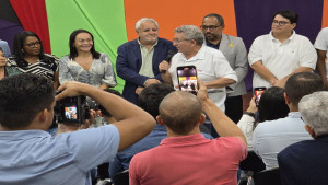 Governo assina ordem de serviço do sistema emergencial de transporte público em Camaçari