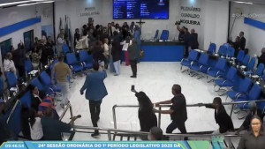 Briga entre vereadores marca sessão na Câmara de Camaçari