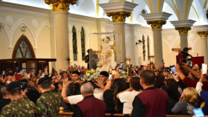 Diocese de Camaçari, na Bahia, recebe peregrinação histórica com imagem de São Miguel Arcanjo vinda da Itália, conduzida pelo Instituto Hesed