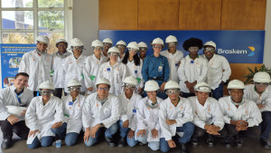 Estudantes do IFBA de Lauro de Freitas visitam unidade da Braskem no Polo Industrial de Camaçari