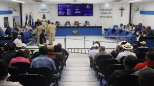 PL aprovado em primeiro turno quer beneficiar usuários de serviços públicos instalados em estabelecimentos privados