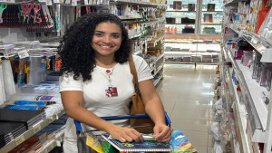 Volta às aulas: empresas apoiam colaboradores na compra de materiais escolares