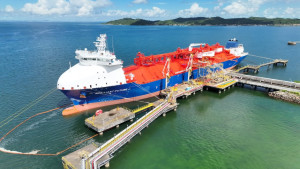 Novo navio da Braskem atraca pela primeira vez na Bahia e reforça logística de etano