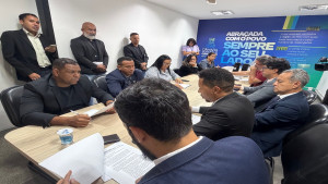 CCJ aprova projeto de lei que quer regulamentar as escolas de surf nas praias de Camaçari