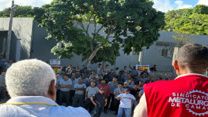 TRABALHADORES DA FIXAR APROVAM ESTADO DE GREVE E GARANTEM ABERTURA DE NEGOCIAÇÃO