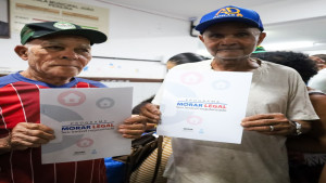 Prefeitura de Mata de São João entrega 344 títulos de regularização fundiária a moradores do Açuzinho