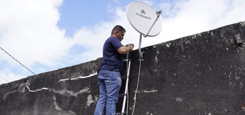 Parabólica digital gratuita chega a 20 cidades da Bahia e deve beneficiar 73 mil famílias