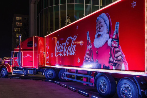 Caravana de Natal da Coca-Cola passa pela primeira vez em Mata de São João; veja o trajeto