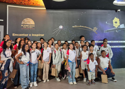 Escola vencedora da Ação Braskem de Educação Ambiental vive experiência no Planetário da UFBA